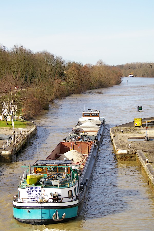 Le depart: Ecluse d evry 190